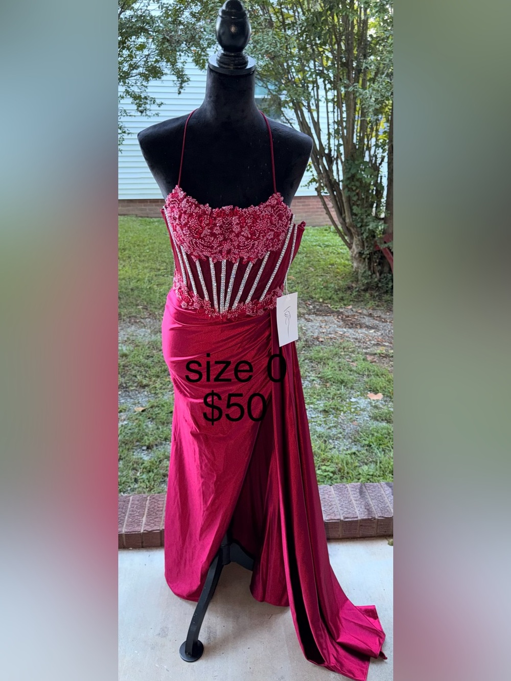 Elegant Beaded Corset Evening Dress - Red